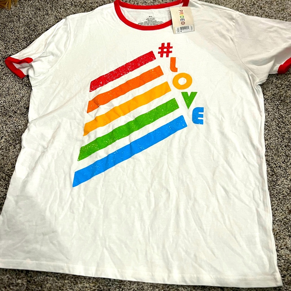 NWT xl pride t-shirt